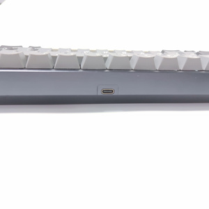 Caja CNC personalizada de alta calidad 70% Teclado mecánico con cable RGB juego gamer teclado ordenador Juegos Teclados mecánicos - Product Image 5