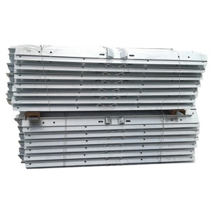Q235/Q355碳钢电杆交叉臂镀锌合金，用于架空电力线耐用且耐候 - Product Image 1