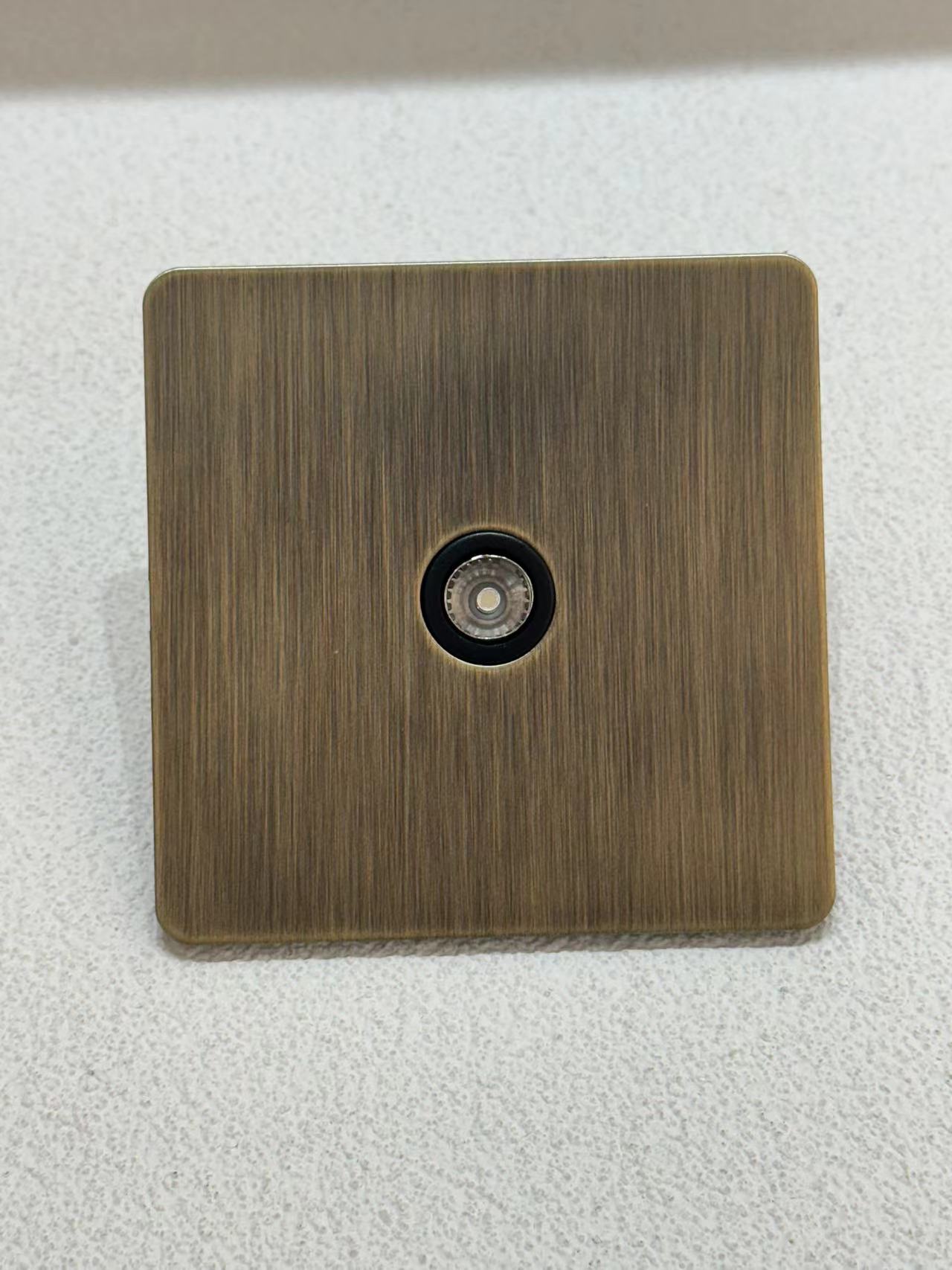 Tv socket