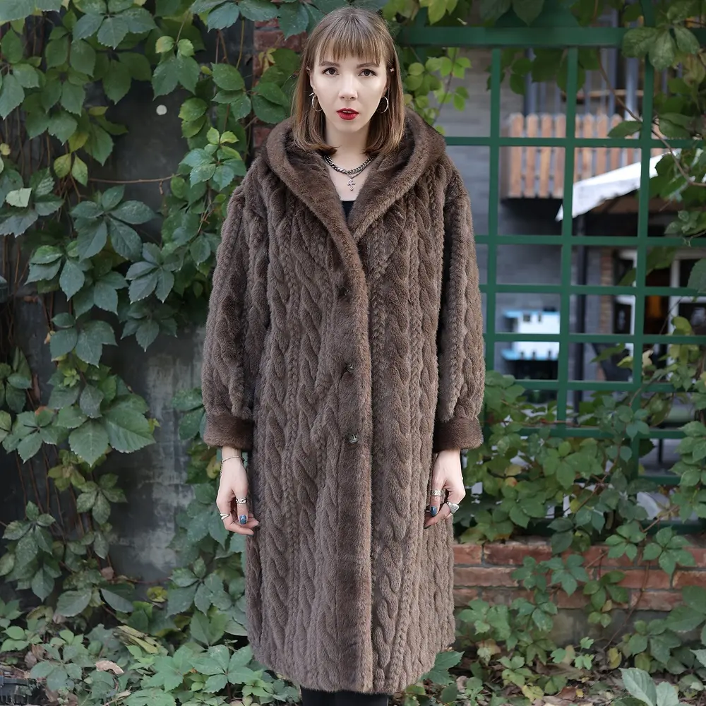 Manteau pelucheux personnalisé manteaux chauds d'hiver OEM 2024 manteaux en fausse fourrure marron à manches longues à capuche pour les femmes