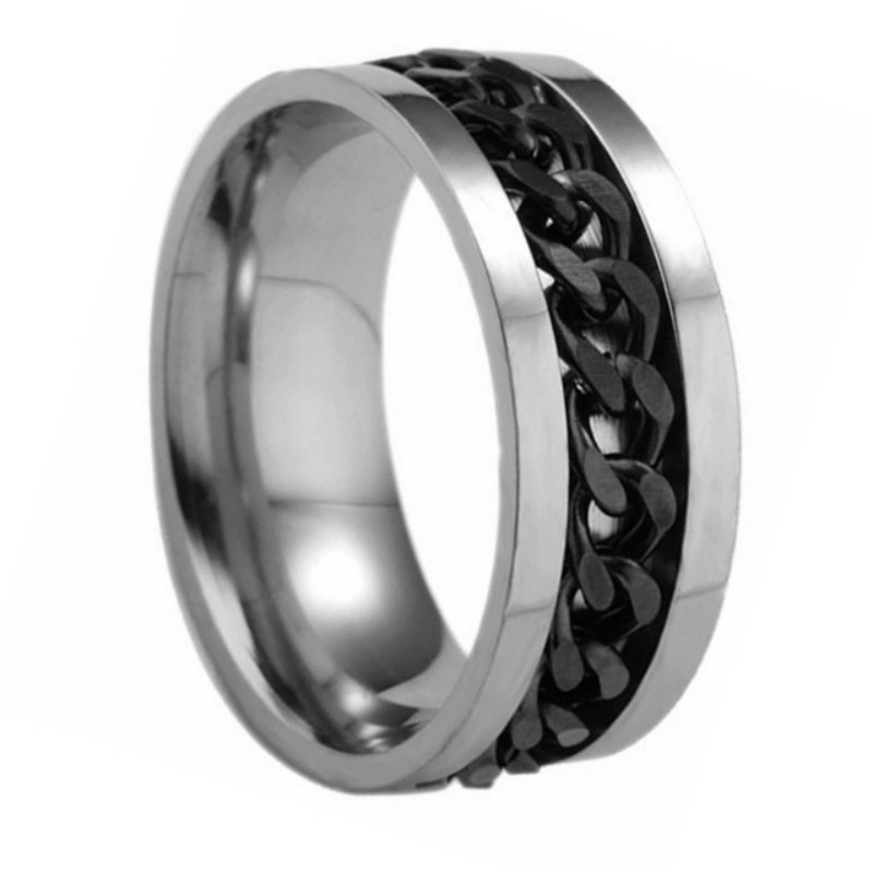 Bague en argent avec chaîne noire