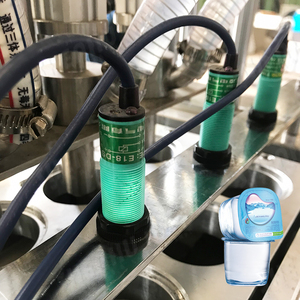Custom 100ml 200ml 250ml Roll Film Pre Cut Foil Linear Yogurt Water Jelly <strong>Cup</strong> Filling and Sealing Machine With Date Printing
