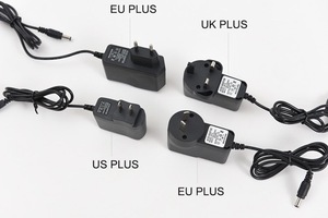 Ev mini masa elektrikli otomatik düz kilit DİKİŞ MAKİNESİ manuel taşınabilir deri mini dikiş makinesi DİKİŞ MAKİNESİ - Product Image 4