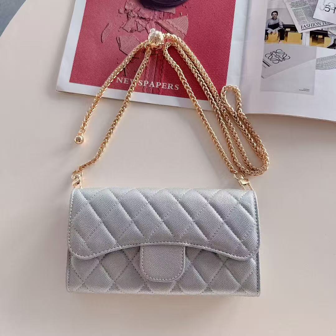 Silver-Litchi pattern
