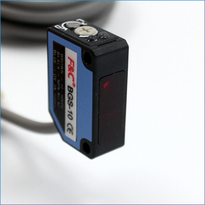 Nueva llegada NPN/PNP/485 Salida de comunicación Sensor fotoeléctrico Sensor de luz láser de largo rango de detección Sensores ópticos