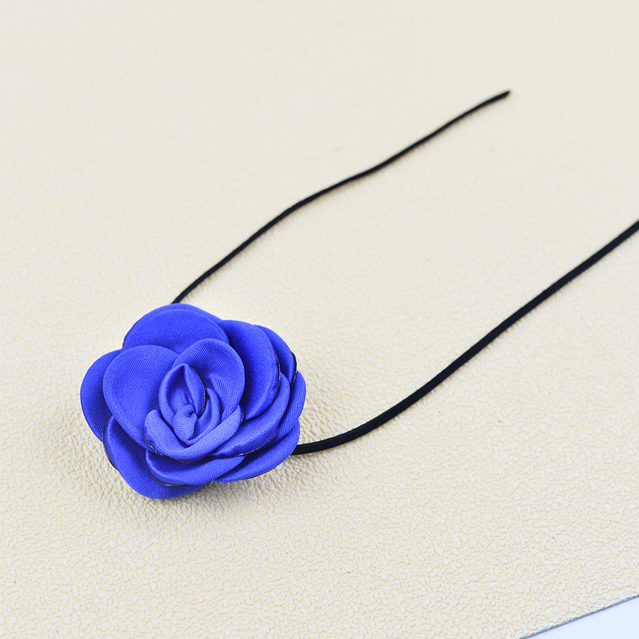 Pulsera de flores azules