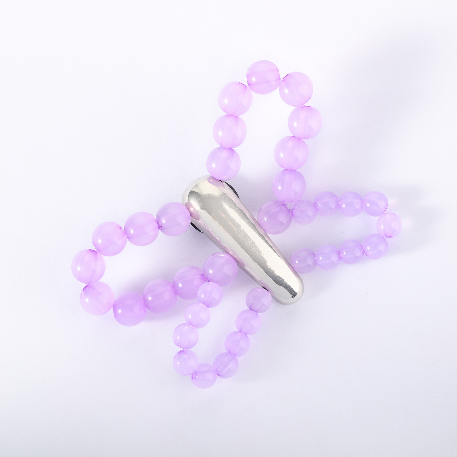 Papillon à feuilles violettes