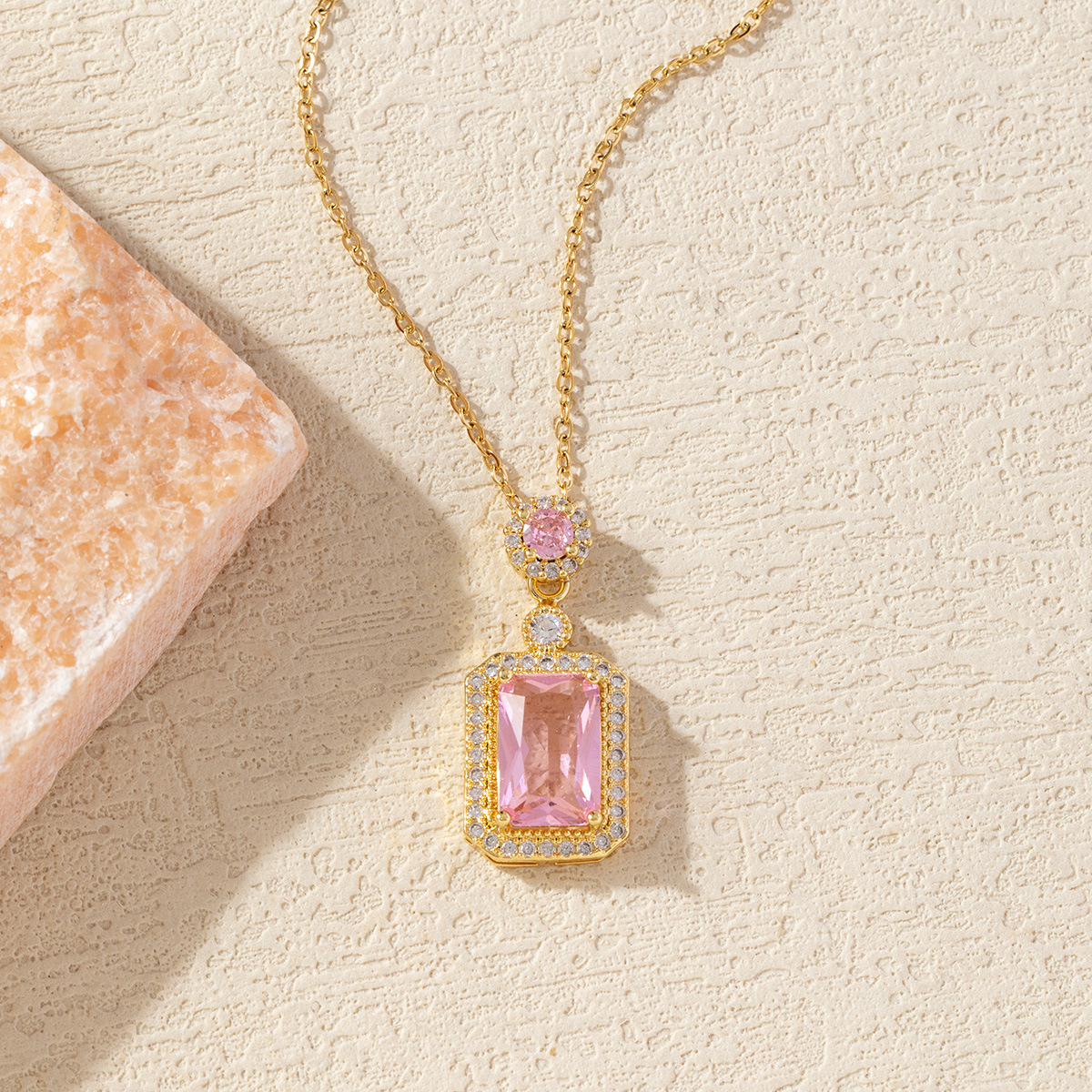 Gd/ สีชมพู