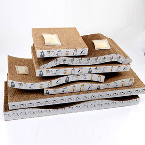 Bestseller Multi Design Cat Scratcher Karton mit Katzenminze - Product Image 1