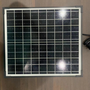 20Wシングルクリスタル家庭用ソーラーパネル充電式バッテリーモジュールPERC型発電システム付き