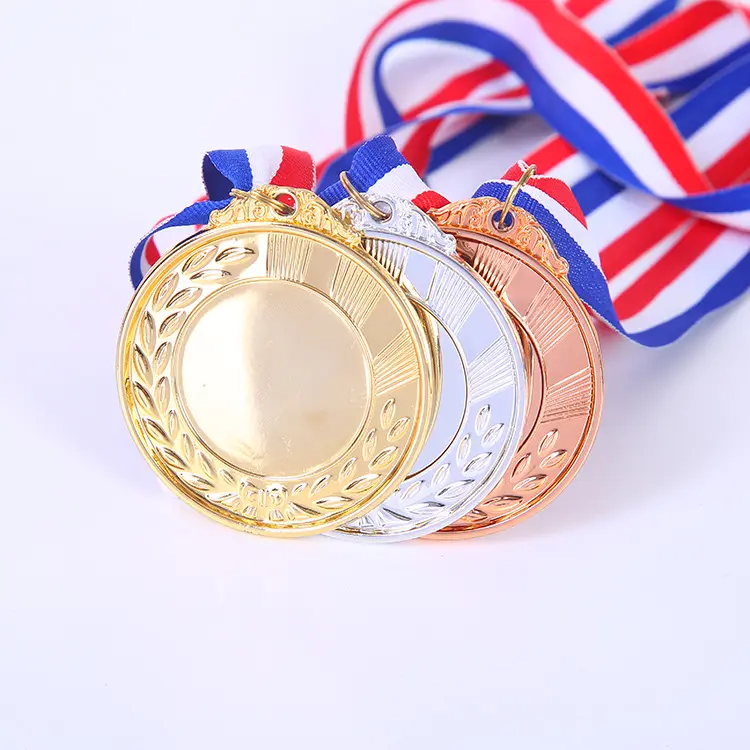 Em branco medalhas com cordão personalizado promocional lembrança esportes evento metal ouro prata e bronze medalha comemorativa