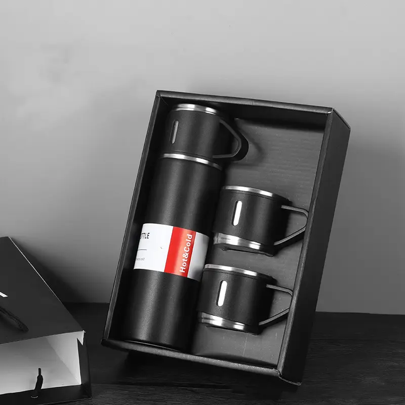 Sıcak AMZ yüksek kalite promosyon hediye paslanmaz çelik spor su şişesi iki bardak hediye seti mermi tipi termos hediye setleri