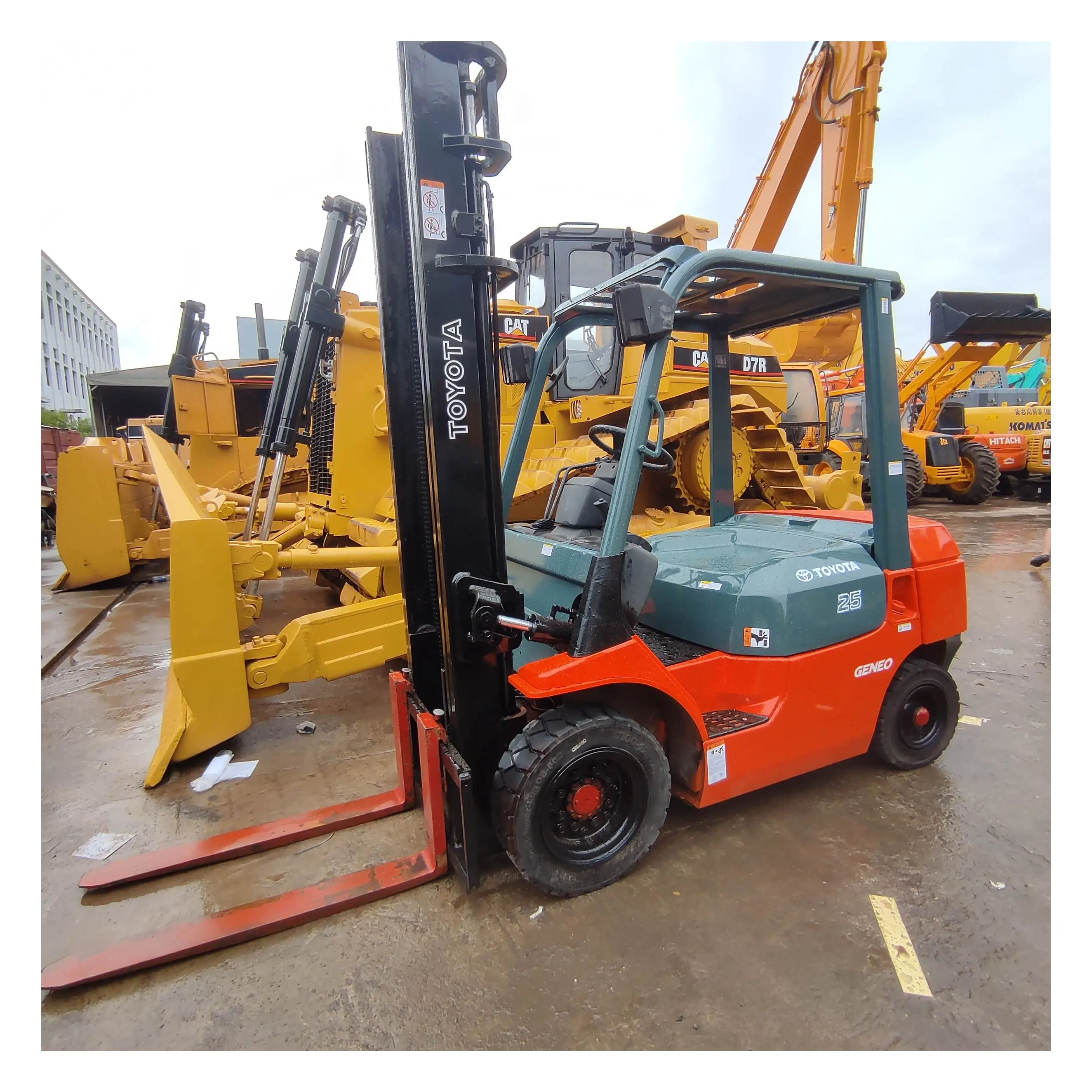 Excellent Cheap Price 2.5 ton Toyota forklift Used Cheap Original Japan Toyota Forklift New Condition Used fprklift for sale