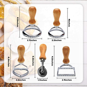 Kẽm Hợp Kim Bánh Ngọt Bánh Xe Cắt Khuôn Bánh Bao Làm Khuôn Biscuit Cắt <span class=keywords><strong>Cookie</strong></span> <span class=keywords><strong>Cutter</strong></span> Set Với <span class=keywords><strong>G</strong></span>ỗ Xử Lý - Product Image 5