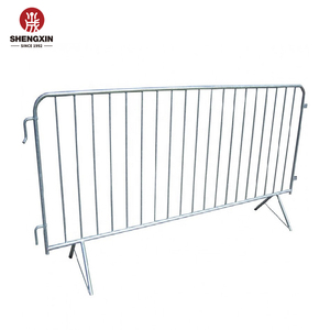 Geçici çit kalabalık kontrolü metal barikat 2.5 m uzunluğunda x 1.1 m yüksek yaya bariyeri çit