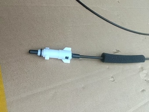 The High Quality Auto Parts Cable Sub-Assy Fuel Lid Lock Control Cable for OEM 77035-0K210 for TOYOTA for HILUX for VIGO - Product Image 3