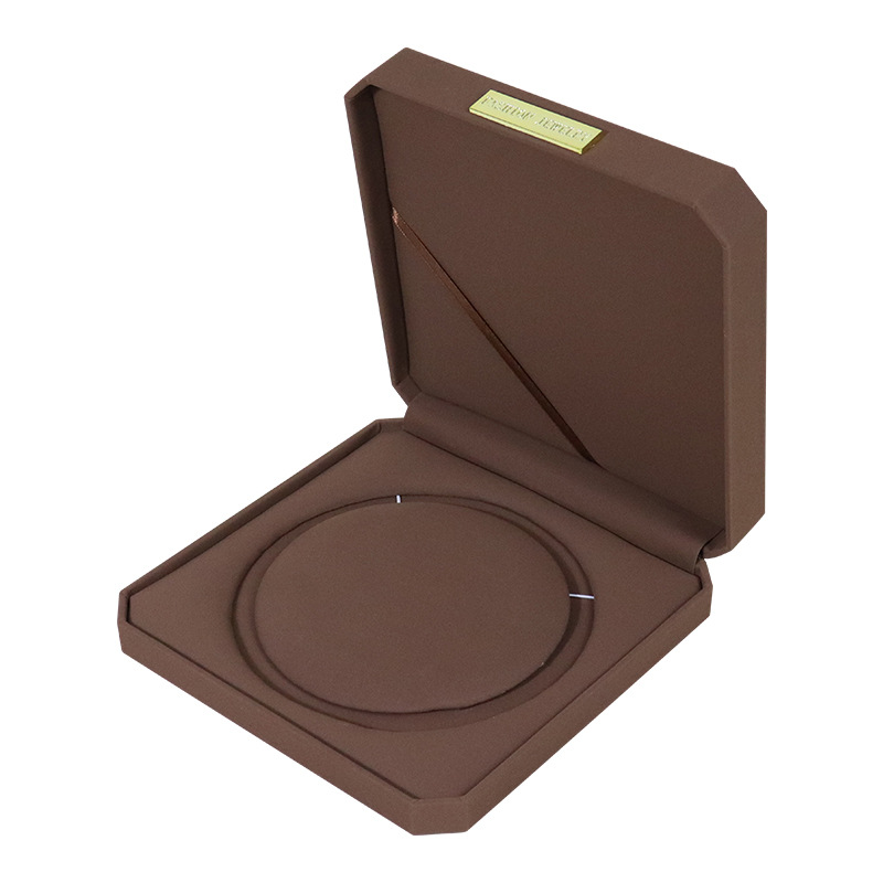 Café (Caja de collar de perlas)