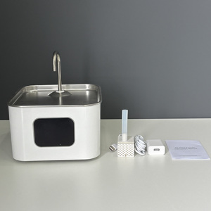 大型宠物自动饮水机3L容量带蓝光杀菌固体图案塑料充电电源 - Product Image 4