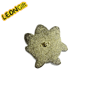 Leon özelleştirilebilir UV baskılı Metal hediye etkileyici kalıp kesim emaye Pin Anime ofset baskı - Product Image 5