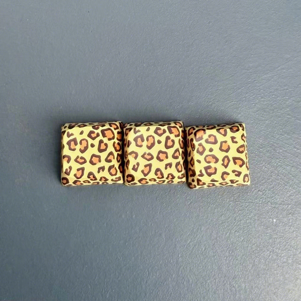 Yellow leopard print