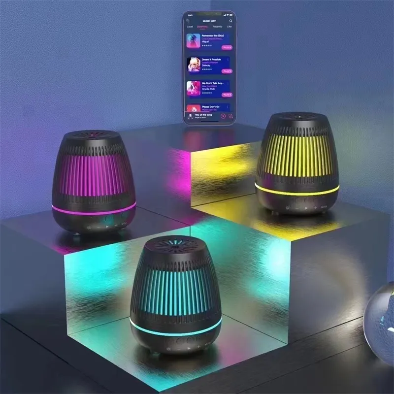 Offre Spéciale stéréo Mini haut-parleurs LED coloré atmosphère lumière haut-parleurs Portable sans fil plafond Mini haut-parleur boule
