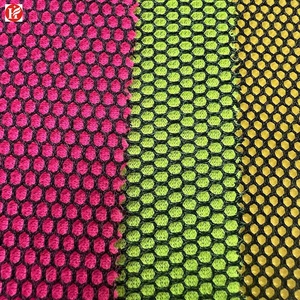 Wholesale 100% Polyester Soccer <strong>Mesh</strong> Fabric Two-Color Sandwich Soft Breathable Three-Layer <strong>Mesh</strong> for Luggage Shoes Fabrics Memory