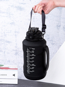 Đóng mở du lịch 2L/64oz chai nước với rơm, nửa Gallon chai nước lớn cho du lịch thể thao ngoài trời tập thể dục Yoga - Product Image 4