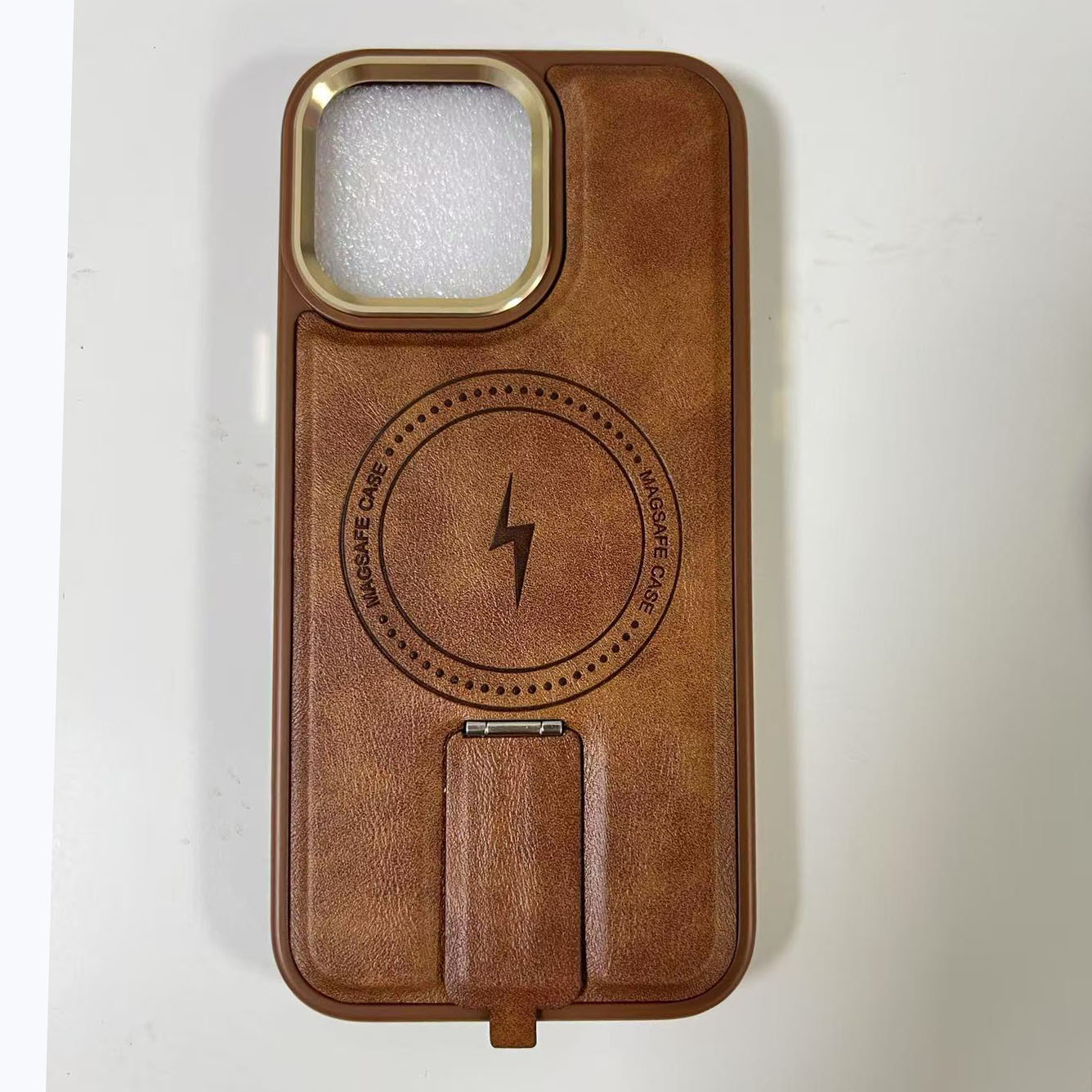 สีน้ำตาล