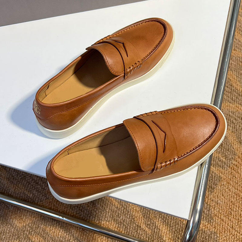 สีน้ำตาล