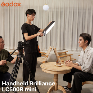 Godox ไฟ LED มือถือ LC500R มินิ2500K-8500K สองสีแบบวิดีโอ LED ไฟติดเอฟเฟกต์แสงติดประตูกั้น - Product Image 4