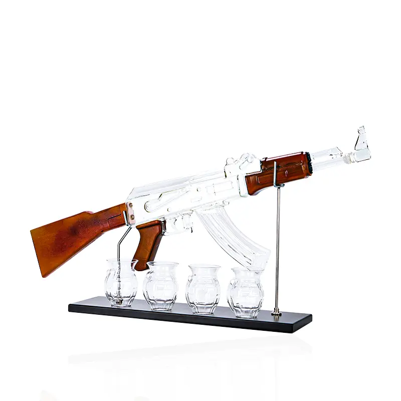 2024 thiết kế mới cho Handmade AK47 súng trường Whiskey Decanter Set