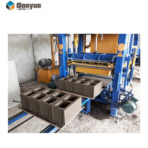Máquina de QT4-15 de bloques de enclavamiento automático, carro para pavimentación y construcción, lista de precios de Tailandia - Product Image 6
