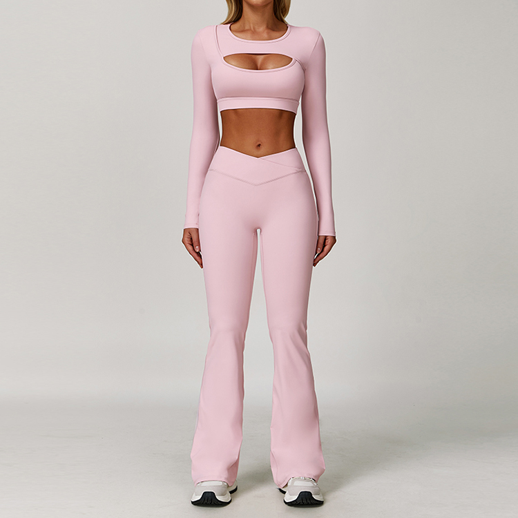 Top rosa + pantaloni svasati