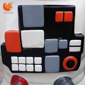 Tượng phi hành gia phát sáng bằng sợi thủy tinh, vật trang trí kiểu công nghệ hiện đại cho khu vực check-in trong trung tâm thương mại, thiết kế trang trí chủ đề công viên giải trí - Product Image 6