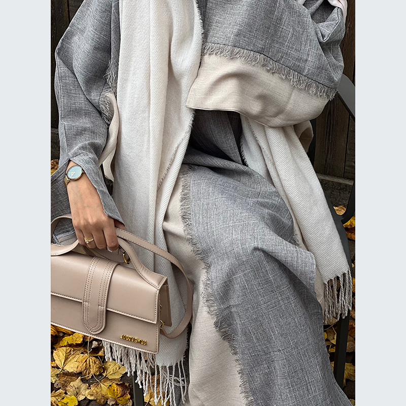 Two toned frayed open abaya