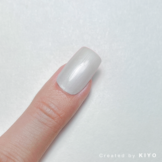 VL041 - White Lady
