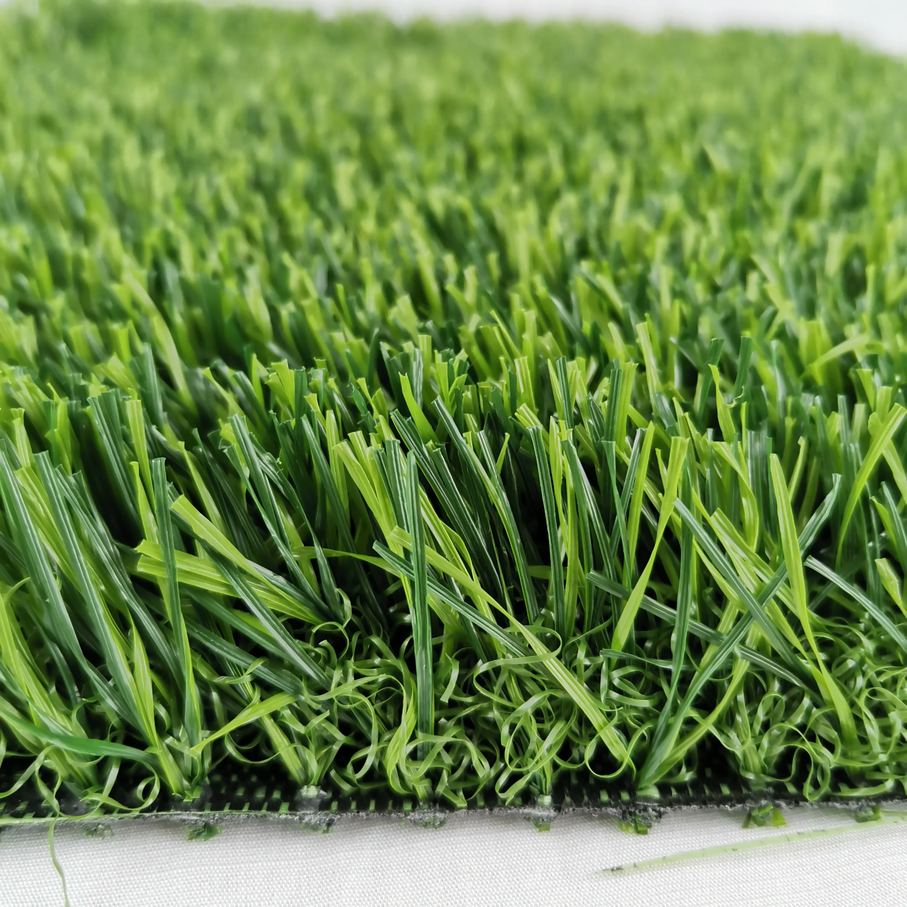 Erba sintetica erba sintetica alta altezza del mucchio realistica, fori di drenaggio tappeto interno all'aperto per animali domestici