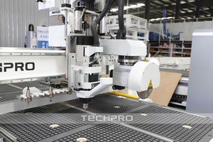 2025厨柜门制造数控刳刨机，带锯片3轴1325 Atc数控刳刨机待售 - Product Image 4