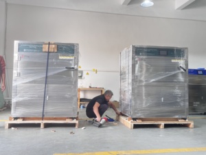 Máquina de prueba UV ASTM D3794 para probar recubrimientos de bobina - Product Image 6