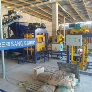 آلة صنع الطوب الهيدروليكية الأوتوماتيكية بالكامل لرصف الكتل الصلبة المجوفة للبيع في غانا - Product Image 1