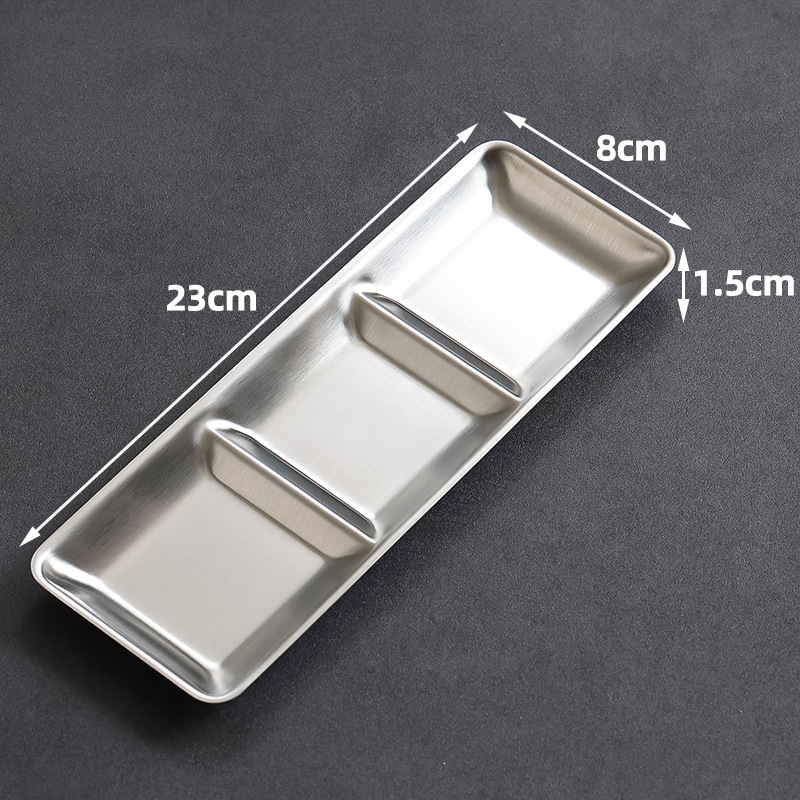 Three-compartment square dish (silver) enlarged