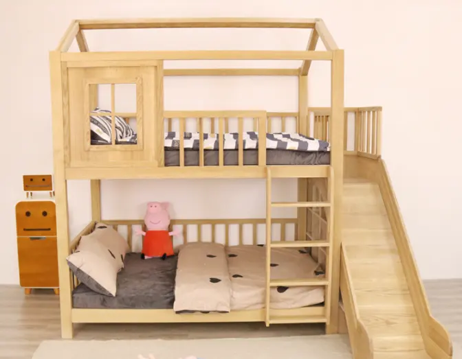 Muebles de dormitorio de Hello Kitty forma de casa inteligente litera de madera maciza con tobogán