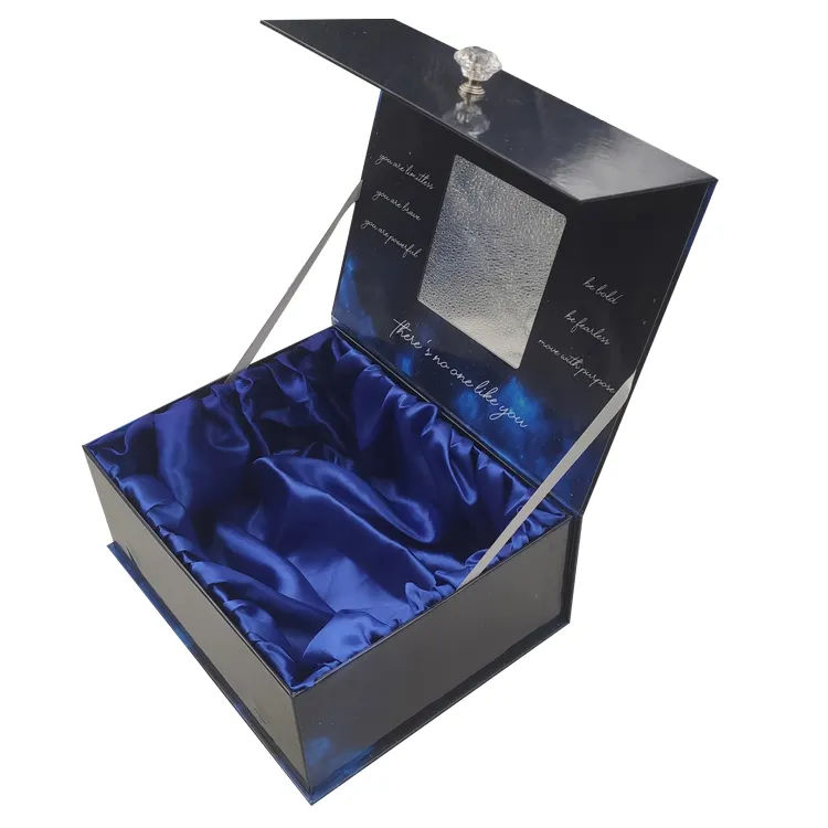 Lüks özel Logo sert karton ambalaj kutulu ayna manyetik kapatma katlanır hediye kutusu saten astarlı ve gümüş kol
