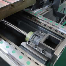 VMC1050 <strong>CNC</strong> Milling <strong>Machine</strong> <strong>Programming</strong>-free High-precision FANUC System Optional Vertical Machining Center