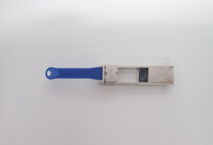 Ricetrasmettitore ottico convertitore modulo adattatore QSFP + 40G a SFP + 10G compatibile al CVR-QSFP-SFP10G - Product Image 3