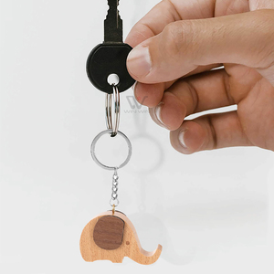 Chaveiro de madeira com pingente, chaveiro de madeira de aço inoxidável, elefante simples, criativo, mochila