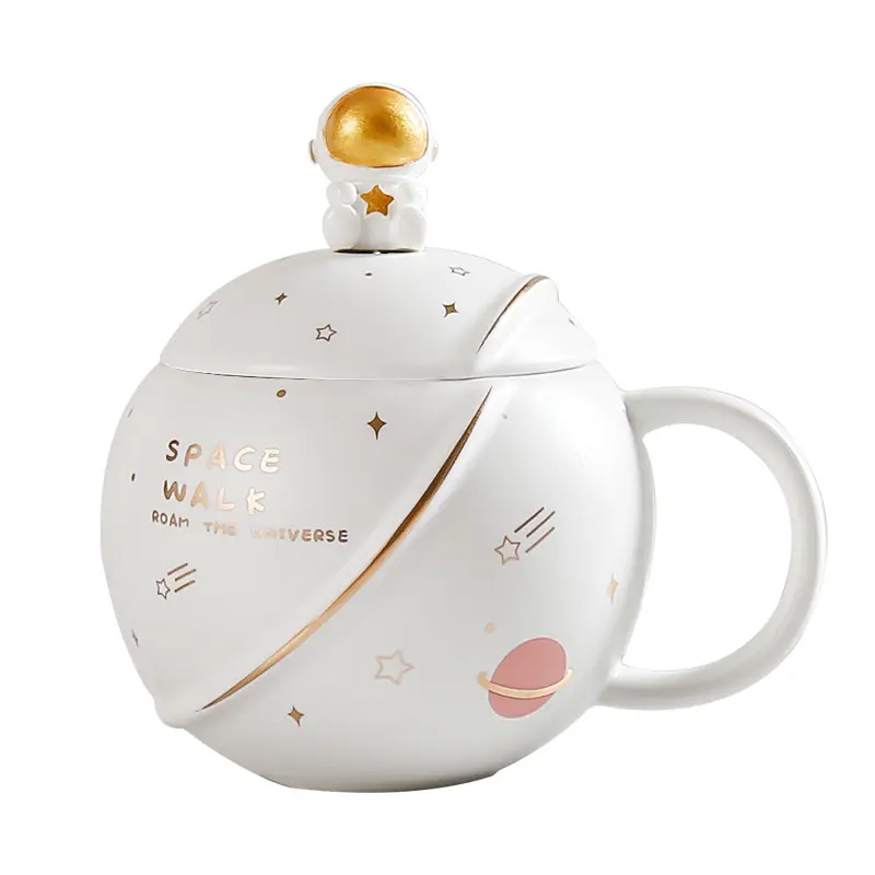 Venta caliente moda espacio paseo astronauta diseño cerámica colorida taza decoración del hogar té café marca