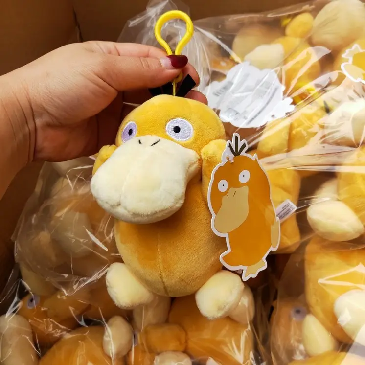 Giapponese Poke Psyduck peluche bambola portachiavi farcito Anime Charmander portachiavi giocattoli di peluche per i regali dei bambini