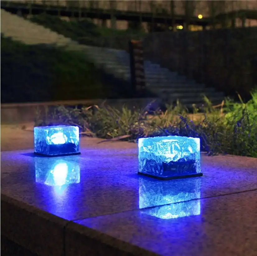 Lampada impermeabile YIZHI illuminazione sotterranea paesaggio lampada da Patio per prato giardino solare LED luce da terra