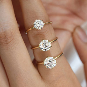 14K Solid Gold 6-Prong Cut Solitaire Moissanite Anel de Noivado 1 CT 2 CT 1.5 CT Anel Dainty Promise para Festas - Product Image 3